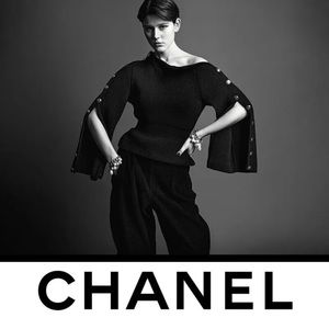 Chanel sweater